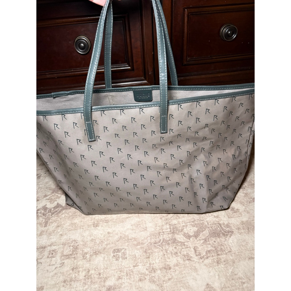 Rogue by Rihanna tote bag